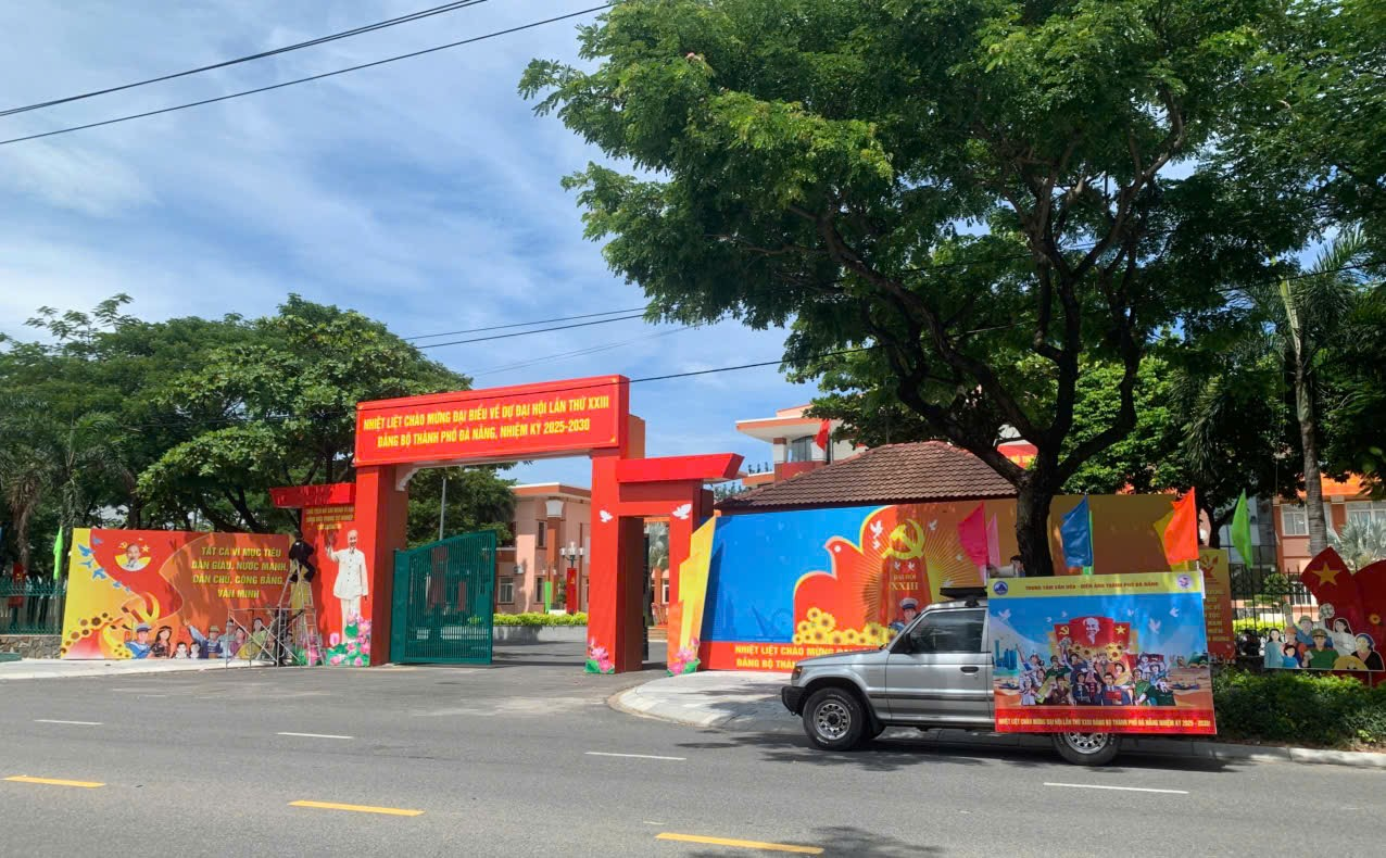 Tuyên truyền chào mừng Đại hội lần thứ I Đảng bộ thành phố và 80 năm Cách mạng Tháng Tám – Quốc khánh 2/9