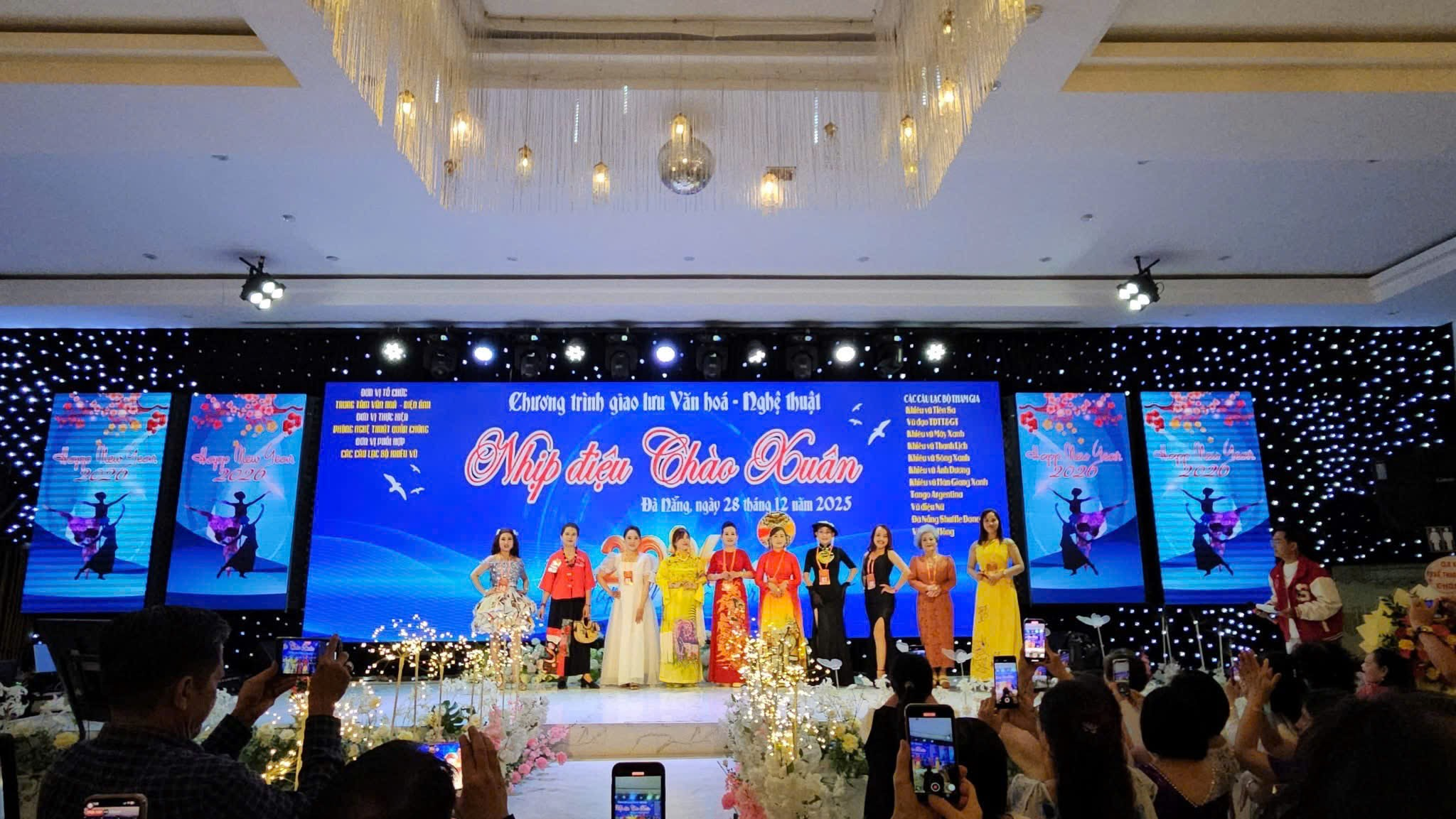 Sôi động chương trình giao lưu văn hoá – nghệ thuật “Nhịp điệu Chào Xuân”