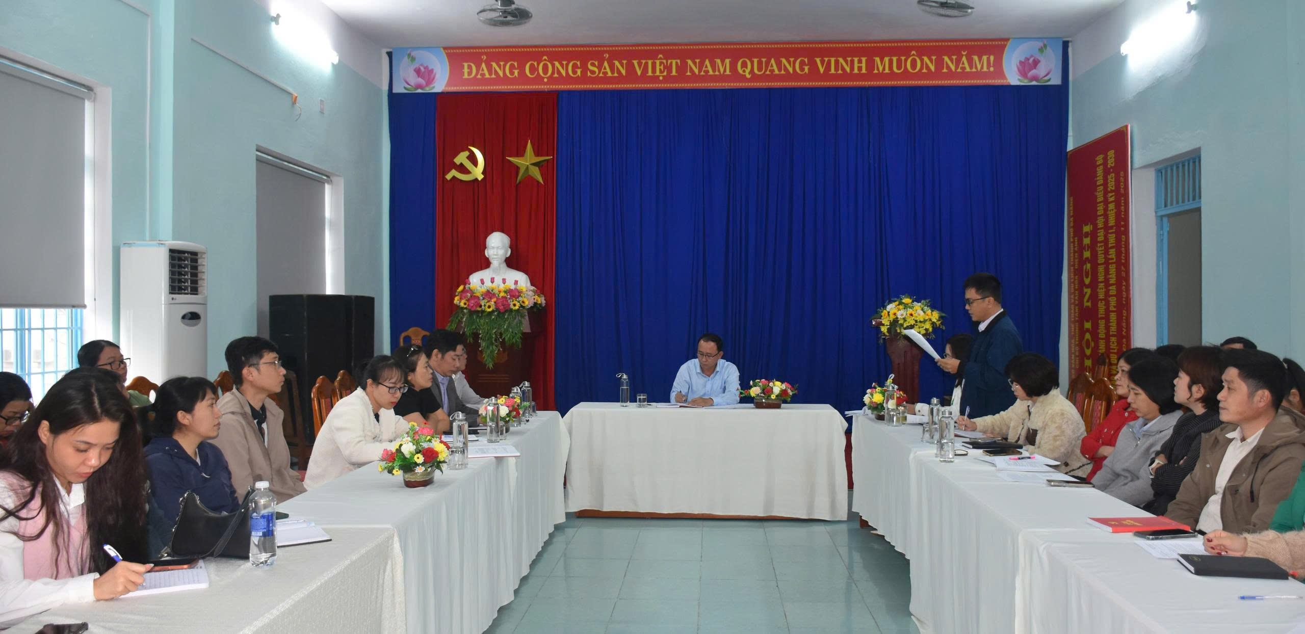 Hội nghị tổng kết công tác Đảng năm 2025, đề ra phương hướng nhiệm vụ năm 2026 và kết hợp sinh hoạt chi bộ tháng 01 năm 2026