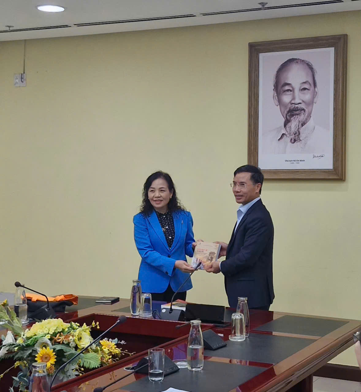 “Danaff- Nhịp cầu Châu Á ra thế giới”