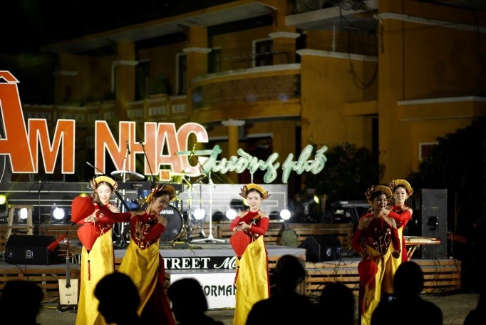 Bản giao hưởng giữa lòng phố cổ