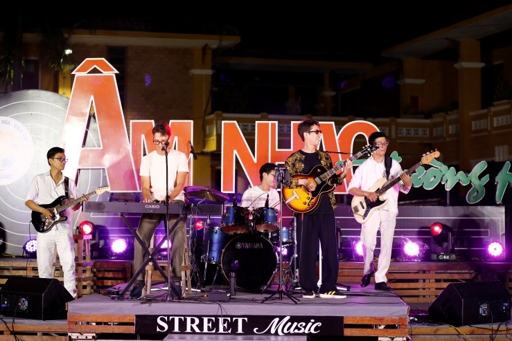 Bản giao hưởng giữa lòng phố cổ