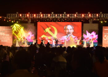 Chương trình nghệ thuật với chủ đề “Đà Nẵng – Tự hào vươn tới tương lai”