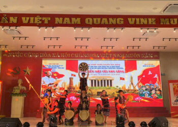 Chương trình tuyên truyền lưu động với chủ đề “Vững bền một cõi non sông”