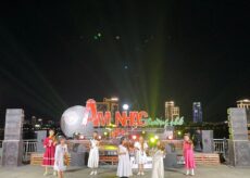 KHI SÔNG HÀN VỀ ĐÊM HÒA NHỊP CÙNG ÂM NHẠC ĐƯỜNG PHỐ