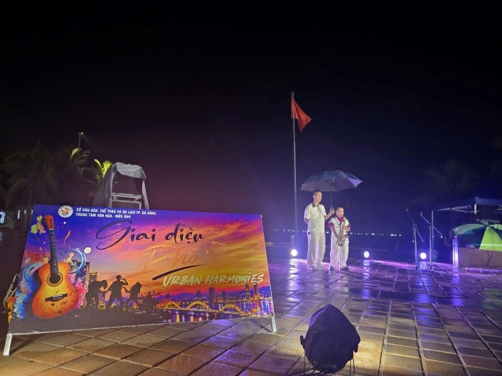 “URBAN HARMONIES – GIAI ĐIỆU PHỐ” CHẠM VÀO THANH ÂM, CẢM NHẬN NHỊP PHỐ